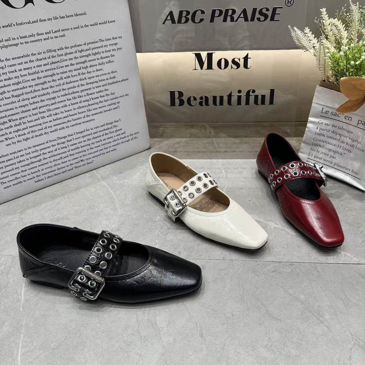 巴宝秀复古铆钉皮带扣方头浅口芭蕾舞鞋女2026春夏新款玛丽珍单鞋