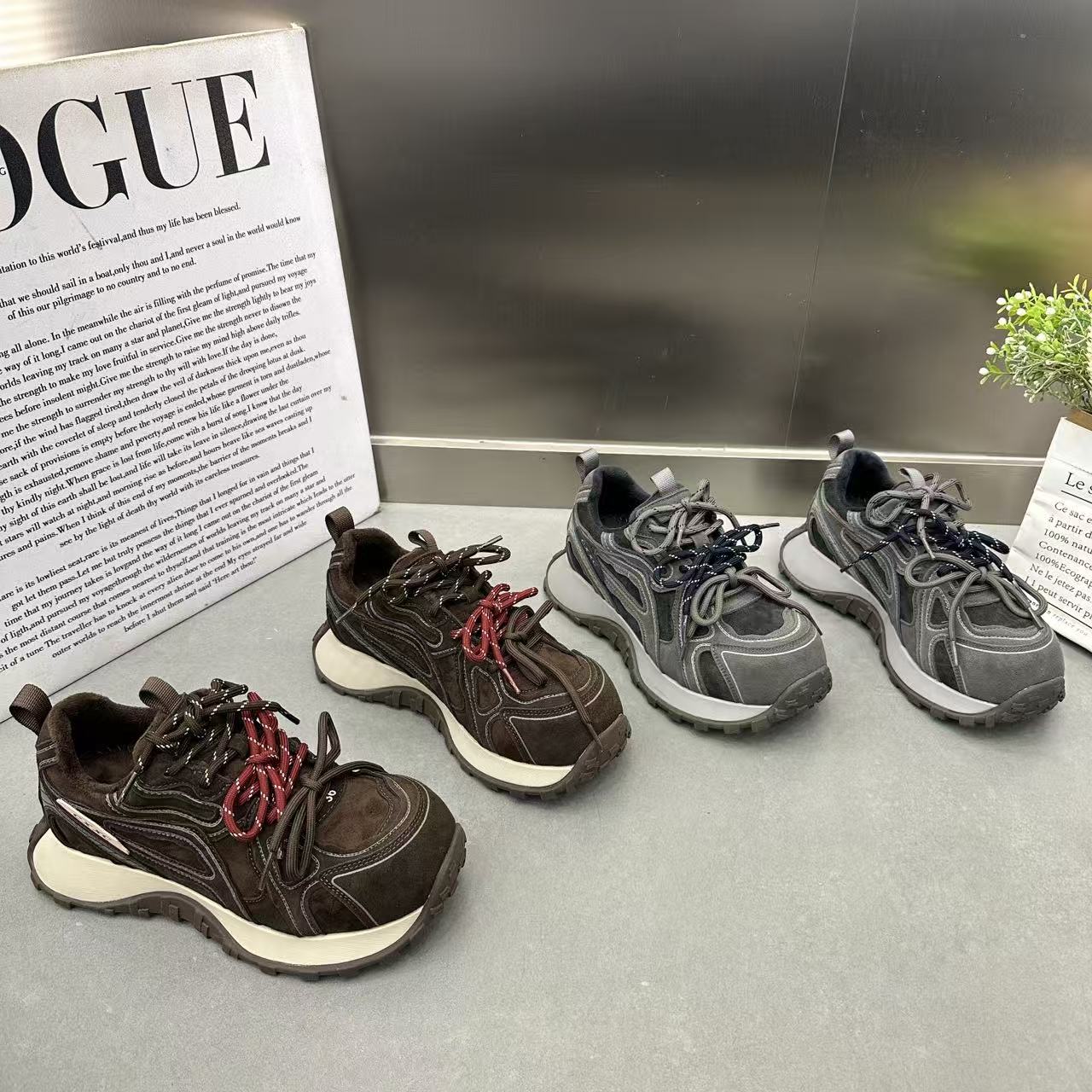 韩版ins复古系带磨砂面阿甘鞋女2025冬季新款加绒休闲厚底德训鞋