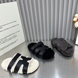 欧洲站软底羊羔毛一字拖鞋女2026新款休闲百搭厚底 魔术贴毛毛鞋