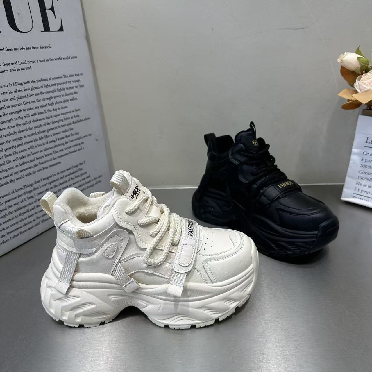 欧货小个子厚底加绒老爹鞋2025冬季新款增高保暖百搭休闲时尚棉鞋