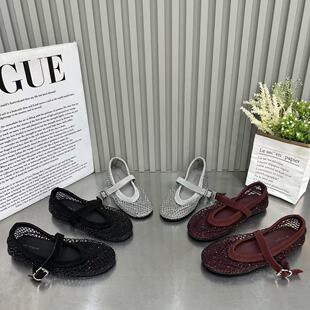 2026新款法式一字带玛丽珍鞋子女爆款芭蕾风浅口水钻透气镂空凉鞋