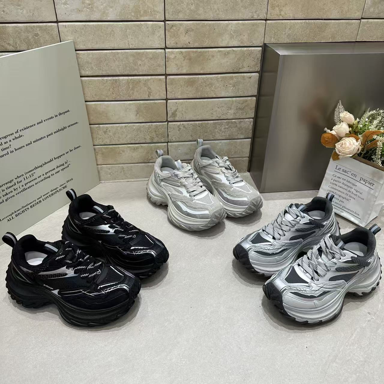 芭慕秀潮牌休闲风厚底老爹鞋女2026年新款圆头系带增高休闲运动鞋
