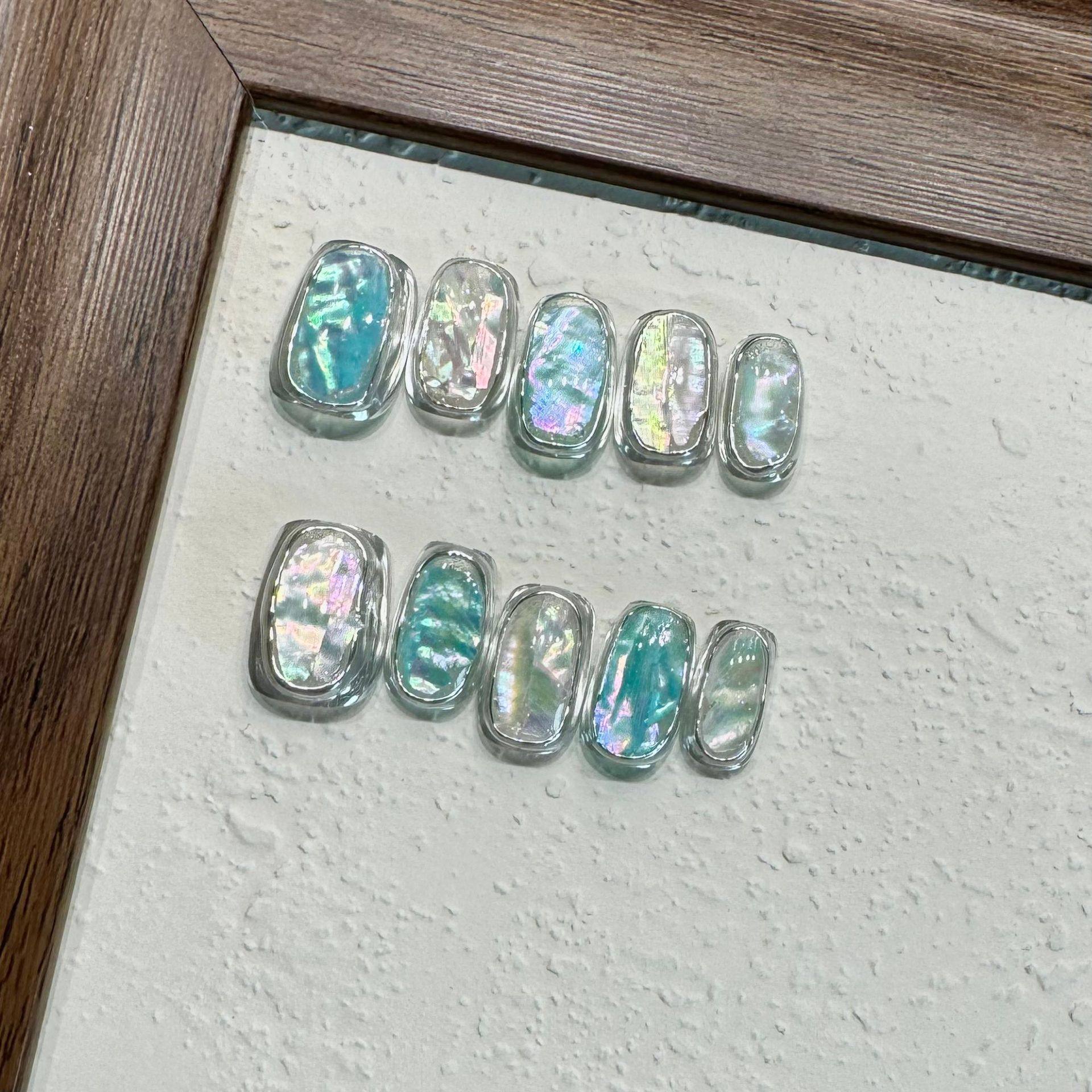 蓝色极光贝壳猫眼纯手工穿戴甲玻璃纸小众ins风气质简约美甲贴,彩妆/香水/美妆工具,穿戴甲/甲片,淘宝优惠券,粉丝福利购,淘宝优惠卷