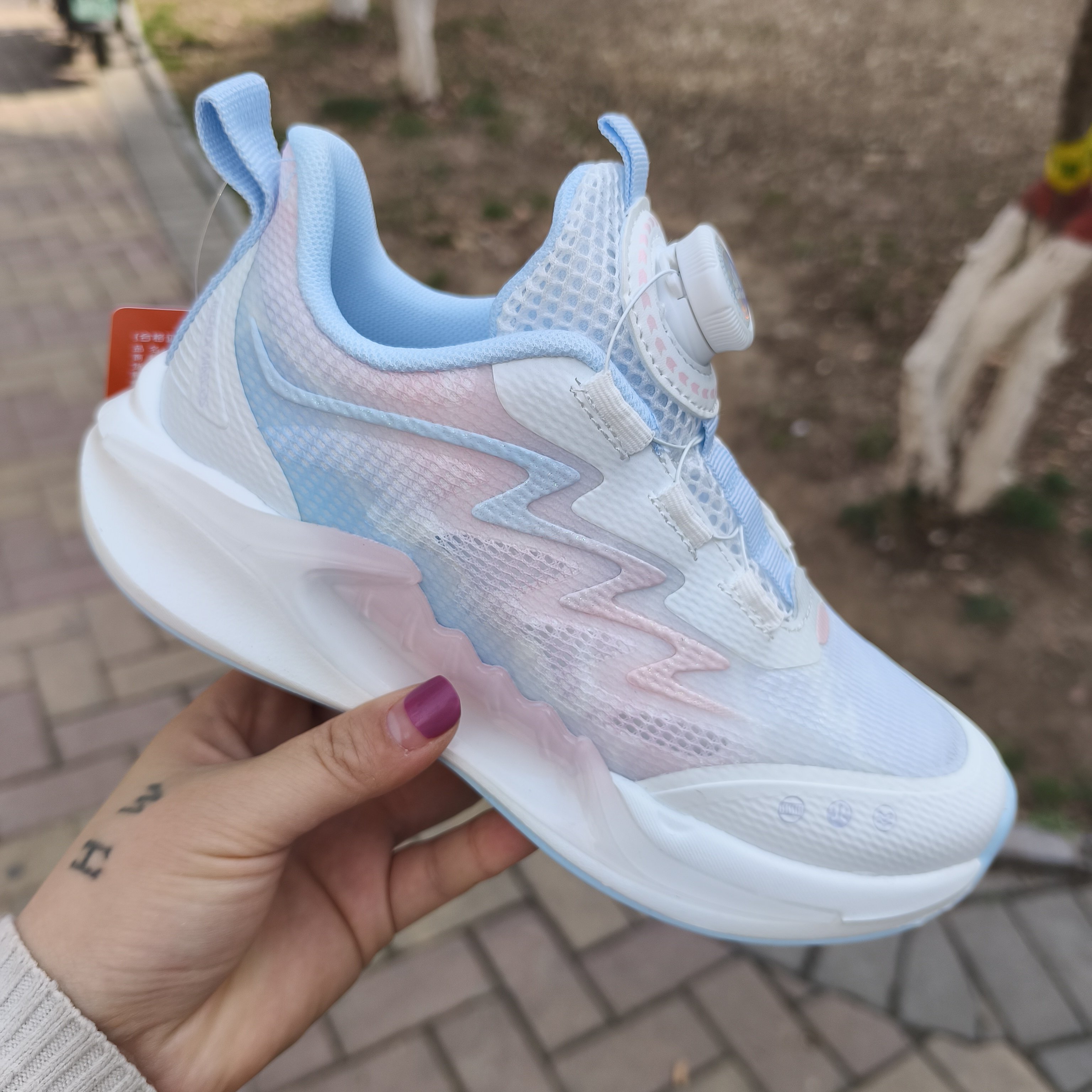 迪呢呢春夏款单网儿童女童跑步鞋网面运动会纽扣防滑橡塑大底轻便