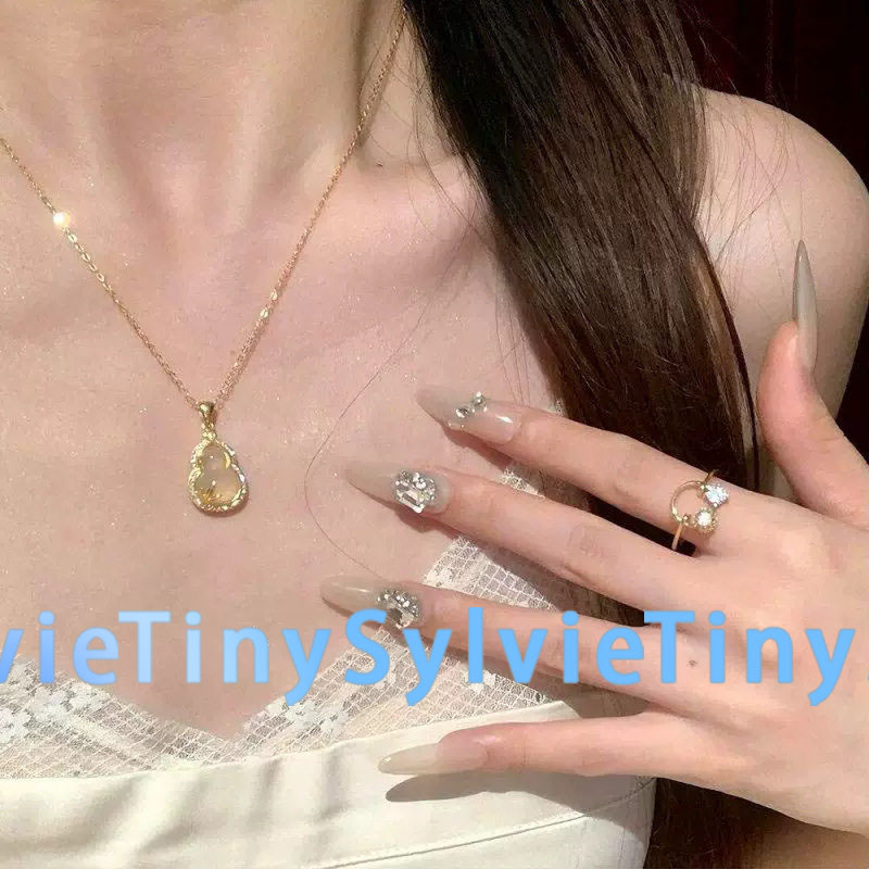 TinySylvie复古葫芦吊坠项链