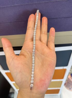 30分培育钻石满钻手链，Pt950铂金手链重16.40克，36粒每粒30分