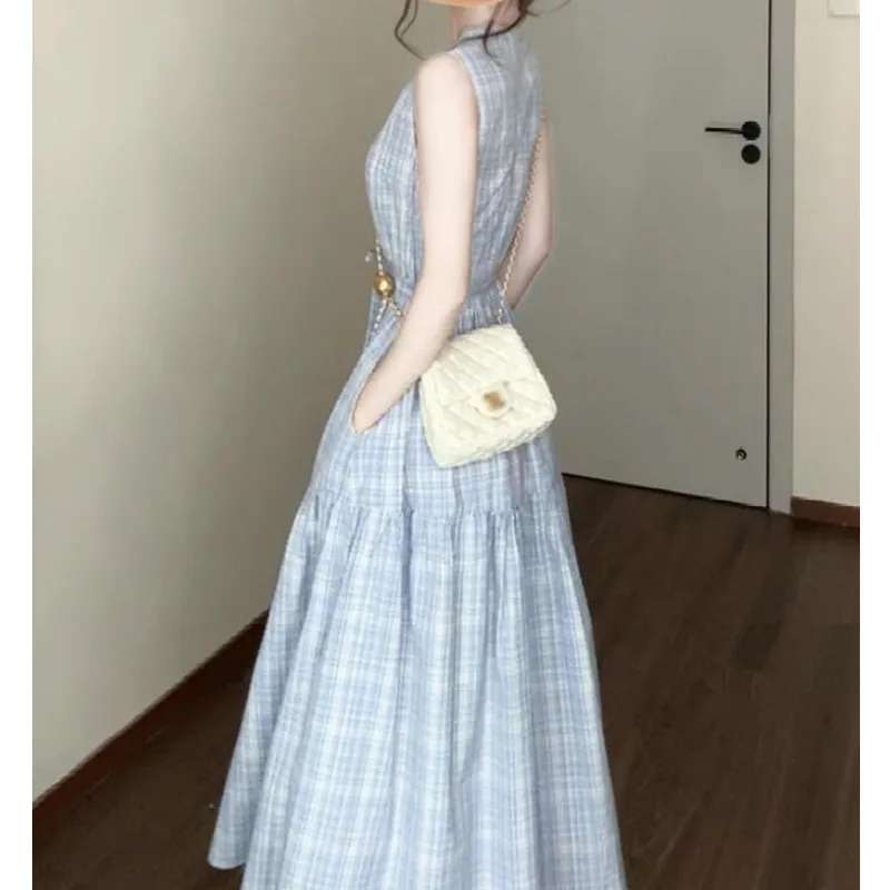 法式蓝色格纹无袖背心连衣裙子女装夏季2025新款海边度假气质长裙
