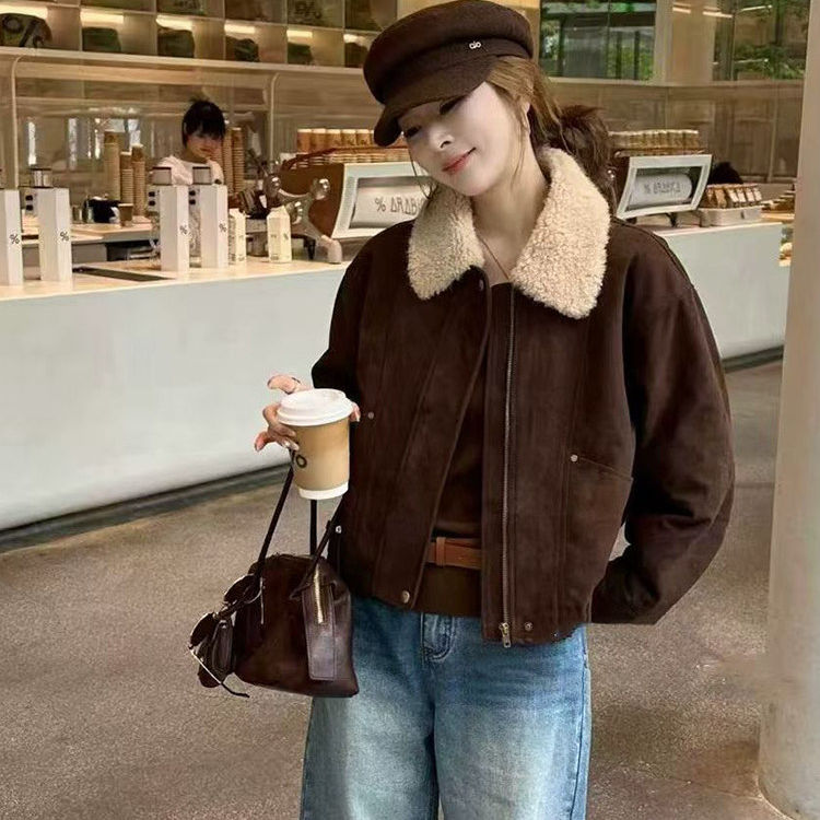 羊羔绒翻领短外套女加厚保暖