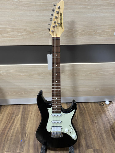（全新瑕疵特价品）Ibanez AZES40-BK 印尼产单电吉他