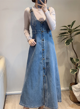 斯斯 0222 JJ好修长扣扣复古风高腰水洗牛仔蓝色背带中长连衣裙