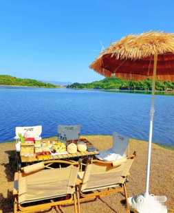 户外防紫外线茅草伞超轻折叠遮阳伞大伞 庭院条纹海滩沙滩太阳伞