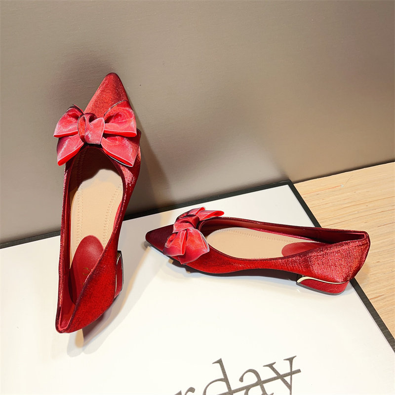 2025新款中跟鞋子女秀禾服婚鞋红色粗跟不累脚低跟单鞋新娘结婚鞋,女鞋,浅口单鞋,淘宝优惠券,粉丝福利购,淘宝优惠卷