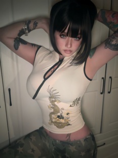 RTO新中式挖领龙纹超酷弹力短袖上衣