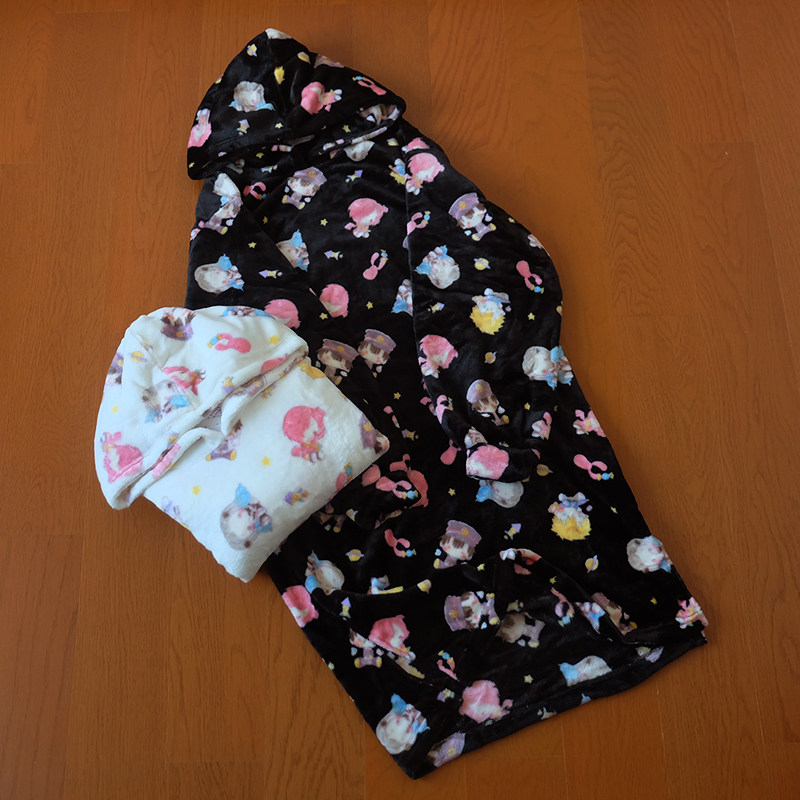 出日本拆标 客供爽滑绒料 连帽下摆开叉 地缚童子花子 睡裙连帽款,女士内衣/男士内衣/家居服,睡袍/浴袍,淘宝优惠券,粉丝福利购,淘宝优惠卷