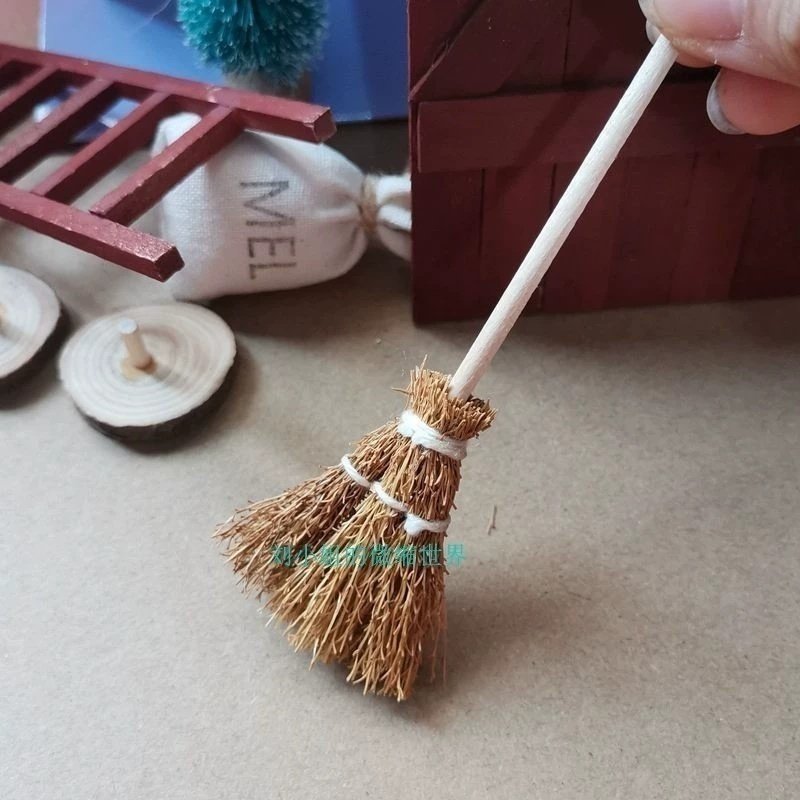 微缩食玩  兵人场景模型摆件 娃娃屋清洁工具 仿真超迷你扫把模型,玩具/童车/益智/积木/模型,家居/生活场景,淘宝优惠券,粉丝福利购,淘宝优惠卷