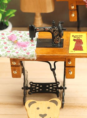 DOLLHOUSE布娃娃屋配件ob11复古小家具模场景模型 迷你老式缝纫机