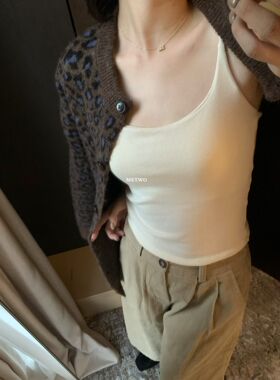 METWO秋冬磨毛一体式带杯垫吊带背心女修身内搭上衣9106