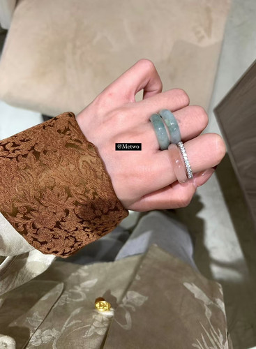 METWO天然金丝玉桃花酿玉戒指天山翠指环镶钻戒指叠带中式