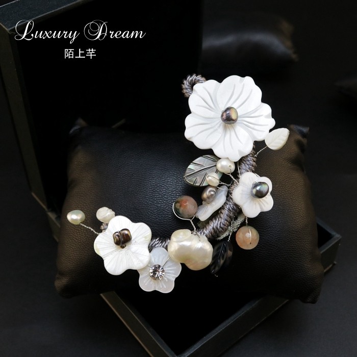 Broche femme en Nacre - Ref 1172203 Image 1