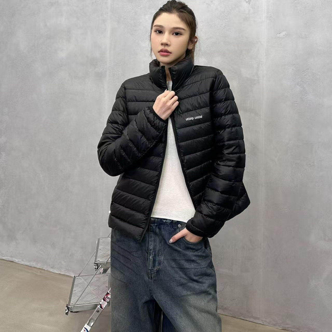 好漂亮鹅绒轻薄羽绒服外套女2025年冬季新款短上衣名媛气质时尚潮