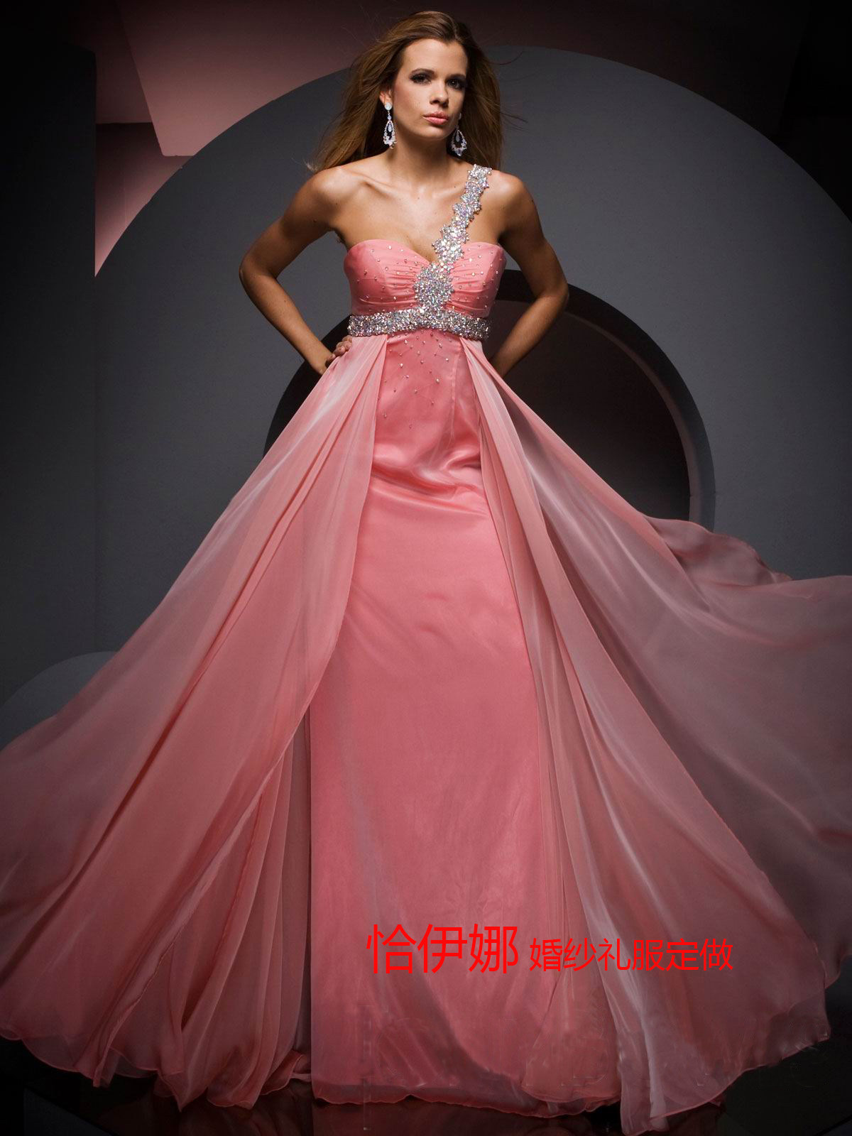 Chic Elegant lady Evening party full dress Nail bead One shoulder have more cash than can be accounted for lady Dresses evening dress gownin the Women's clothing/Boutique , Wedding/Cheongsam/Formal dress , Formal dress/Evening  category - from Buy2taobao.com to provide professional Taobao agent buy service