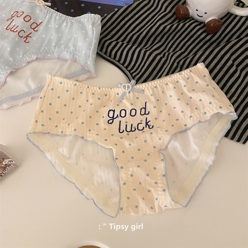 微醺森林甜美少女波点内裤