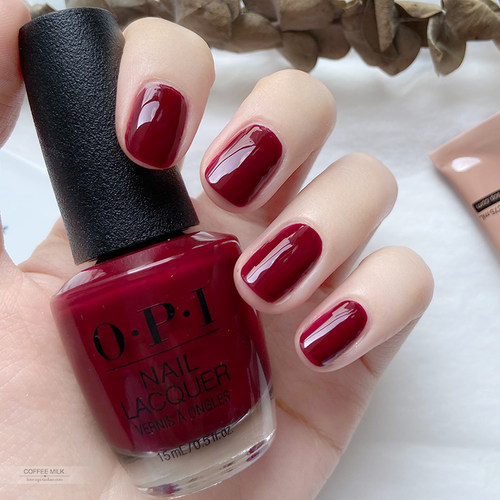 OPI显白大红色持久指甲油美甲