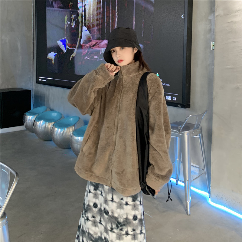 Real price autumn and winter new thickened warm Plush coat + mid length tie dye skirt