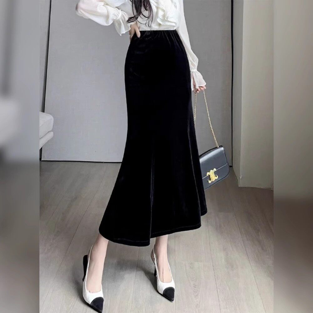 黑色丝绒半身裙女高腰显瘦包臀鱼尾裙通勤风垂坠感长裙棉服套装