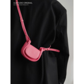 uustudio小众设计款 高级感口红包包女2022新款 马鞍斜挎迷你耳机包