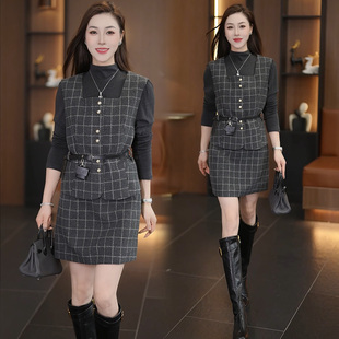 轻熟御姐穿搭一整套装格子连衣裙女2026超火春装马甲短裙三件套裙