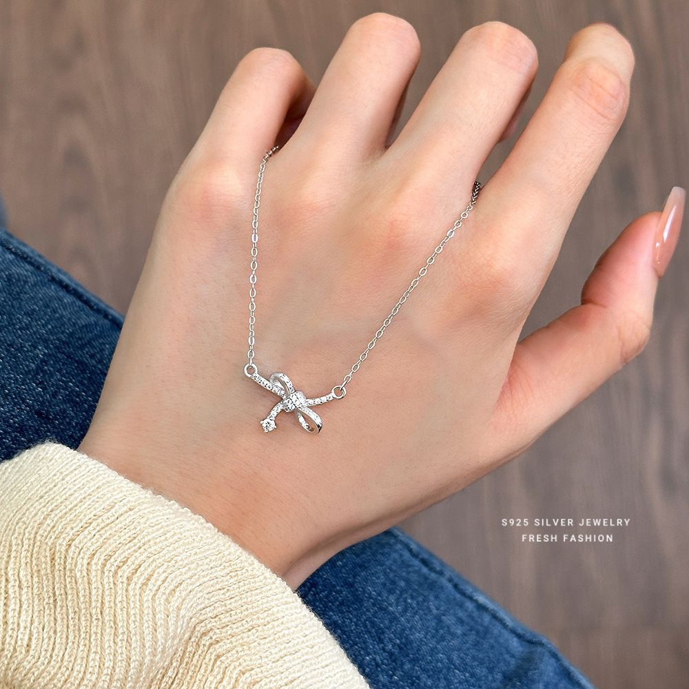 韩版微镶闪钻蝴蝶结项链女s925纯银轻奢高级感百搭锁骨链辣妹首饰