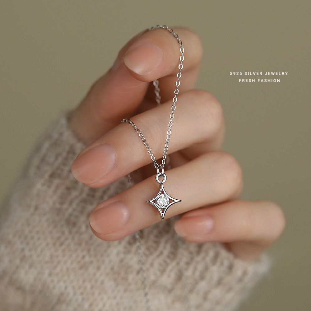 韩版轻奢超闪锆石四芒星项链女s925纯银潮流百搭星星简约锁骨链