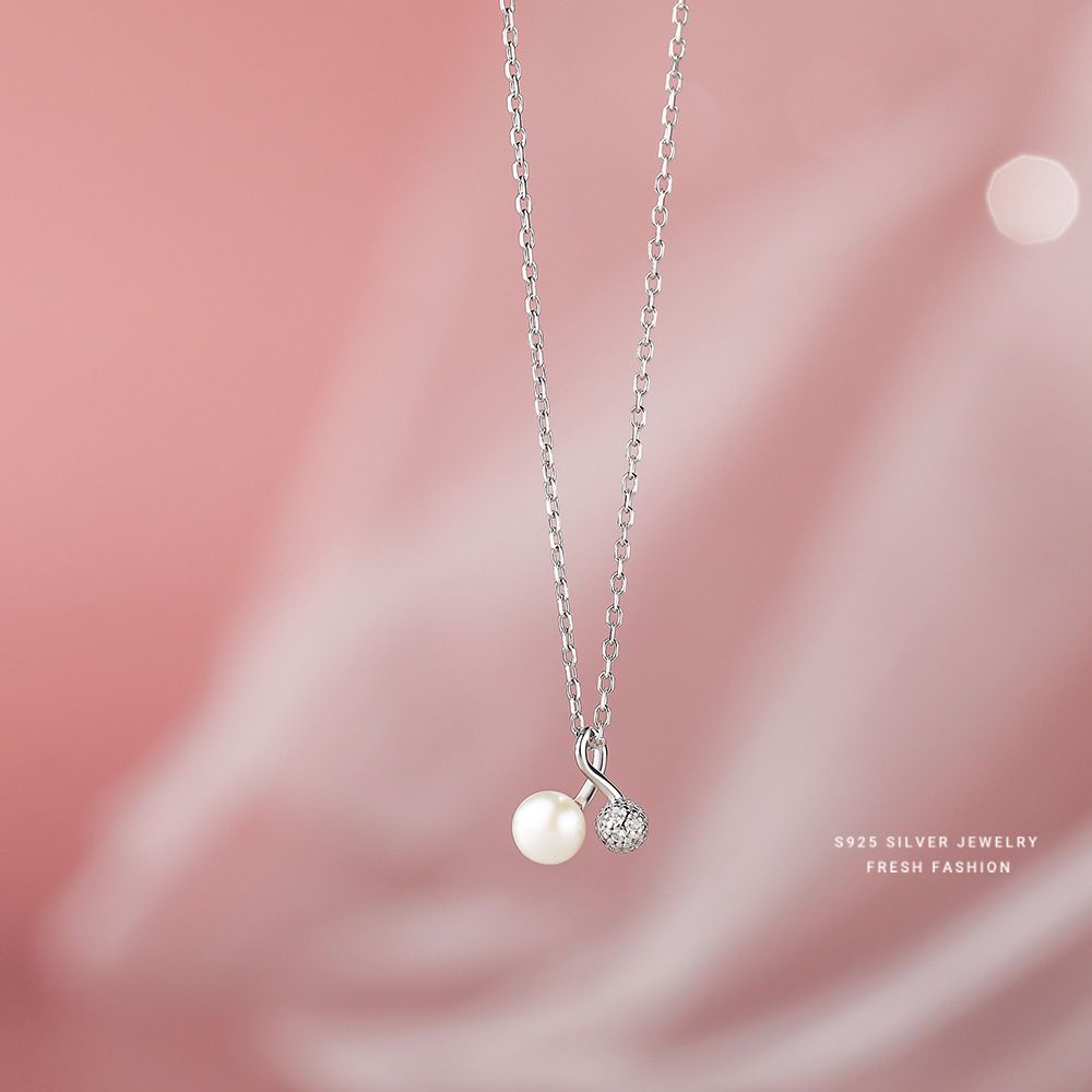 S925纯银樱桃淡水珍珠项链轻奢简约小众设计轻奢感珍珠锁骨链