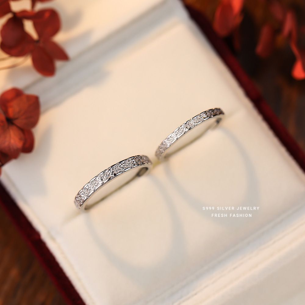 S999足银纹理情侣戒指星辰星河男女对戒简约小众设计质感七夕指环