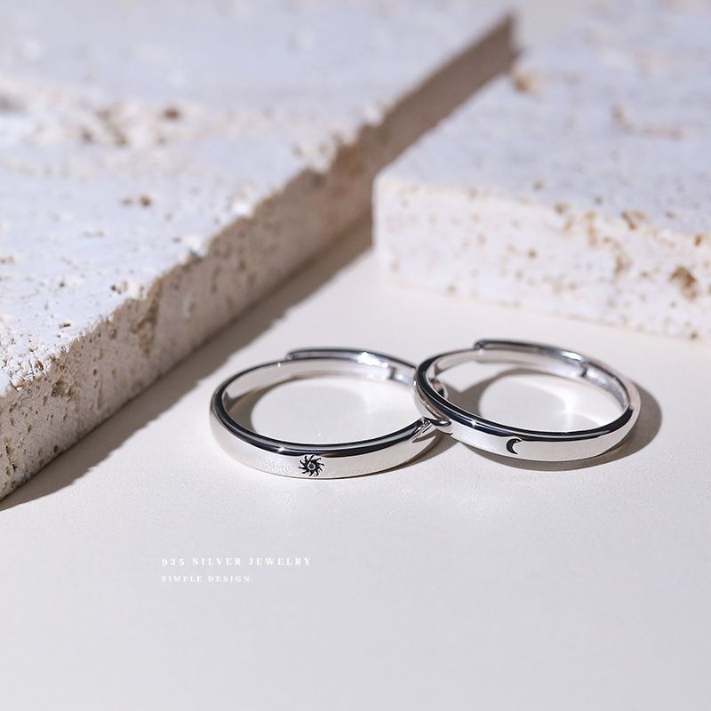 云小舒日月情侣戒指七夕韩版简约小众设计太阳月亮对戒男女潮手饰