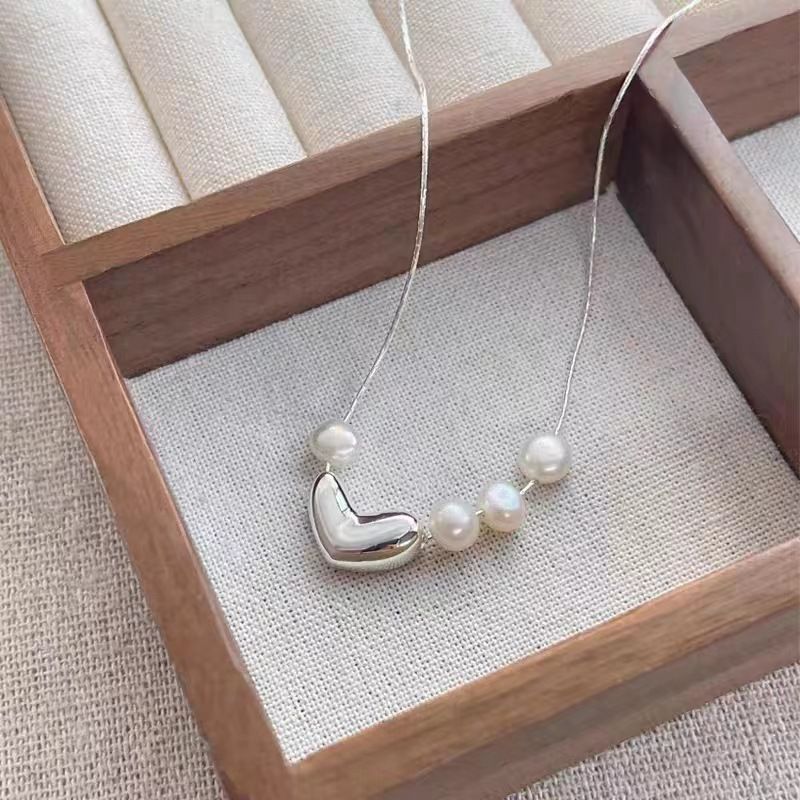 S990足银不规则爱心天然珍珠项链女简约高级冷淡风气质心形锁骨链