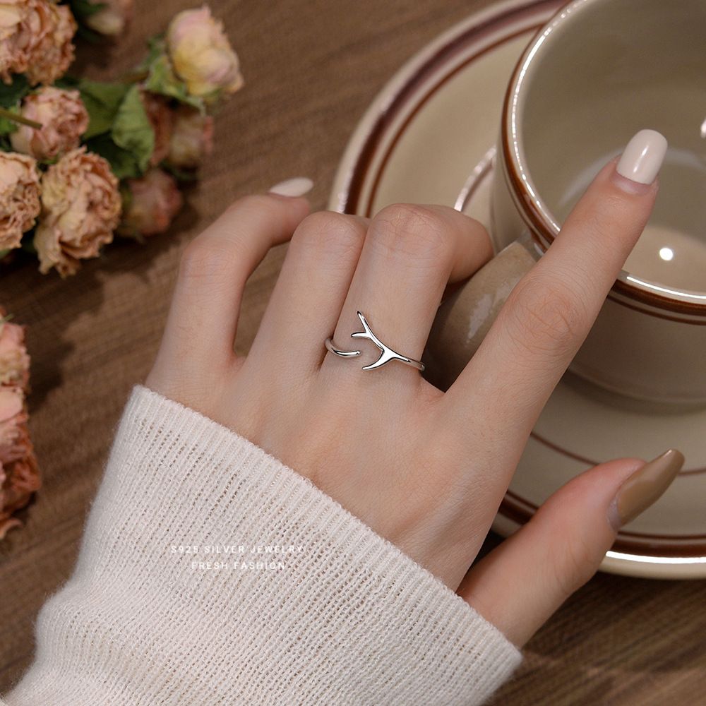 s925纯银鹿角戒指女简约设计感极简风时尚百搭开口戒个性礼物