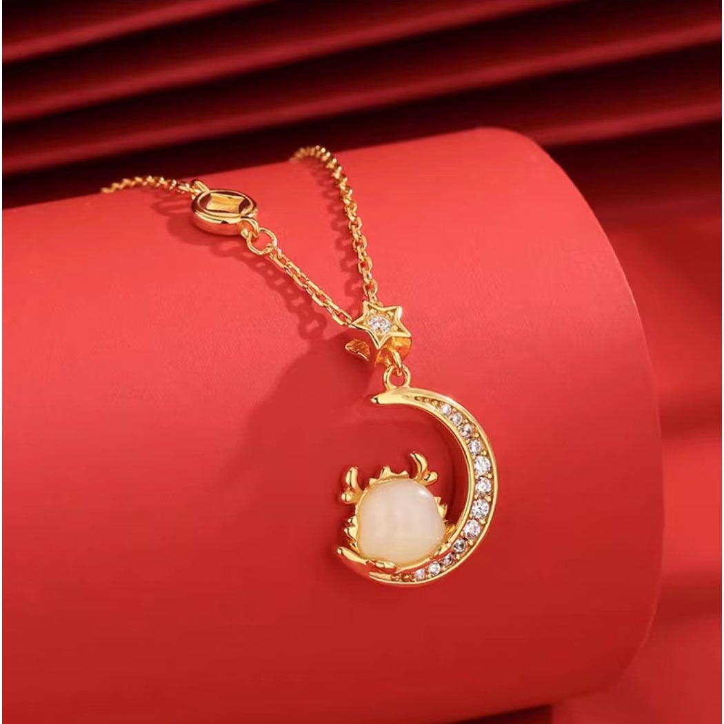 S925银国风玉髓星月玉龙项链女轻奢风吊坠2025生肖龙年新款锁骨链