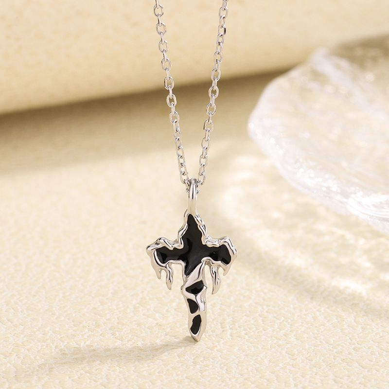 S999银熔岩十字架吊坠极简个性冷淡风锁骨链小众高级感男女项链