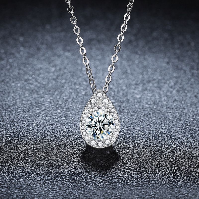 热销饰品莫桑石项链女气质简约S925纯银水滴吊坠锁骨颈链