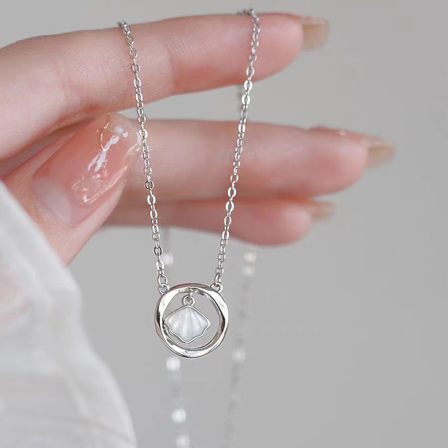 S990纯银莫比乌斯环一贝子项链女轻奢高级感小众百搭白贝锁骨链