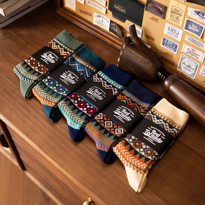 纯棉棉民族风复古中筒袜