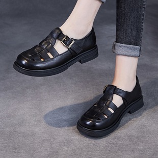 头层牛皮镂空女鞋软底软面平跟新款外穿包头罗马风洞洞凉鞋猪笼鞋