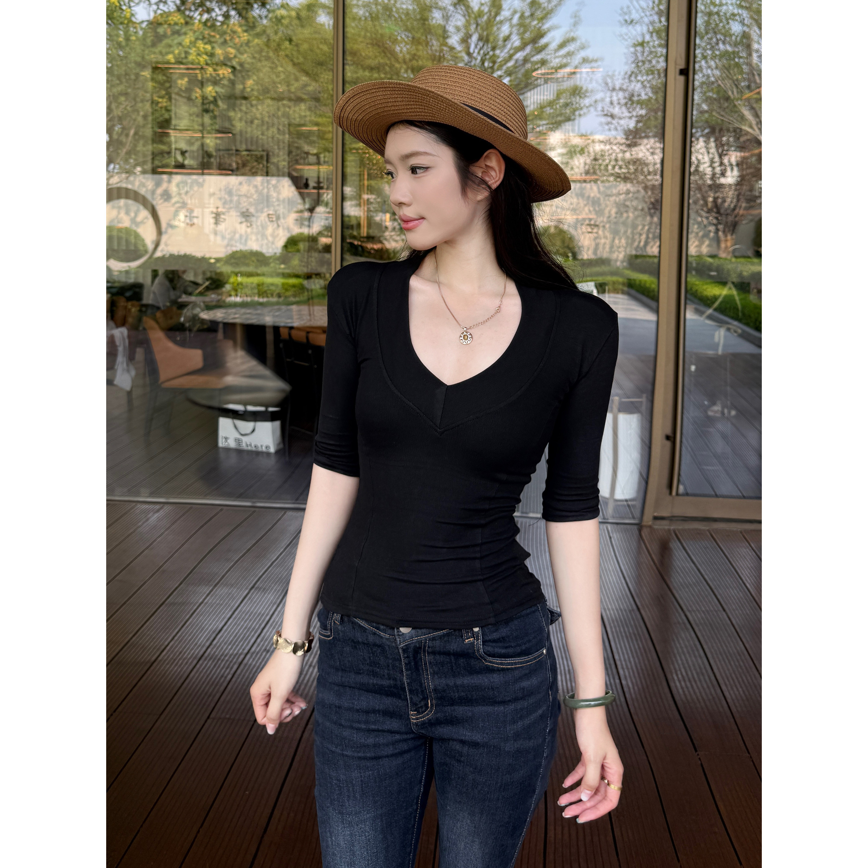 V领中袖T恤女修身打底收腰上衣