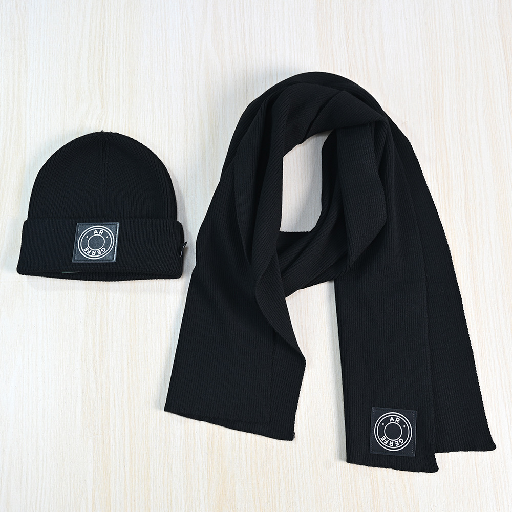 259/29冬季保暖羊毛混纺软皮字母贴布针织围巾