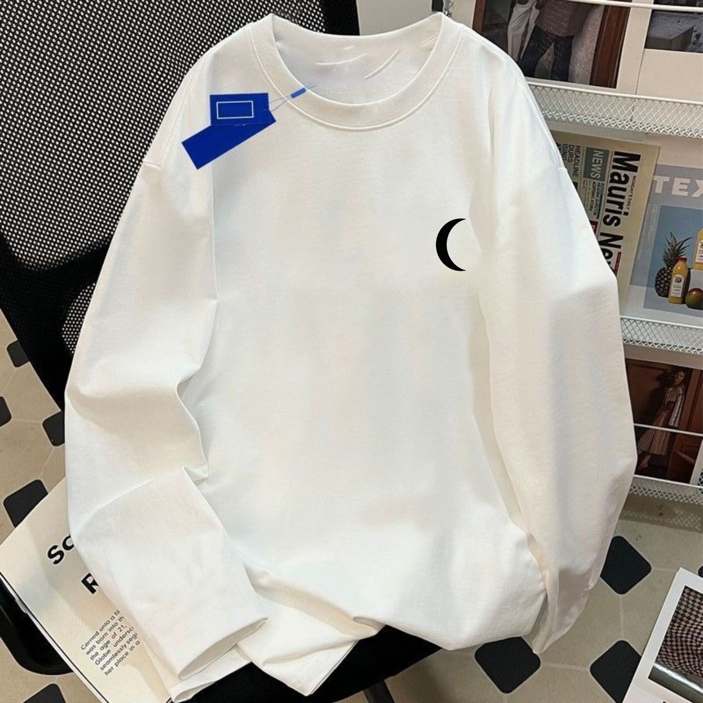 2025新款春秋季男款印花美式简约长袖T恤男宽松圆领白色百搭上衣