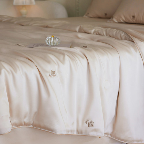 60支兰精天丝夏被玫瑰绣花四件套