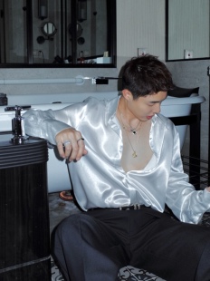 高级感冰丝透气衬衫 丝滑质感醋酸衬衣休闲韩版 男 衬衫 复古缎面男士