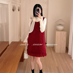 DIGM-立体花朵设计宽松显瘦背心连衣裙(红色花边没有珠珠)